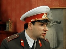 Недавно пересматривал этот шедевр и вспомнил в каком ещё замечательном фильме видел этого актера. Только он там был моложе.