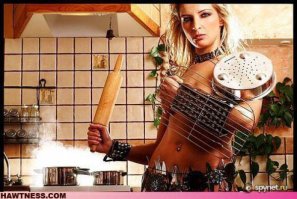 Вот настоящее оружие в руках девушек....