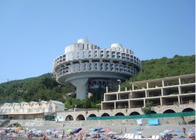 сосните, дома на ножках!