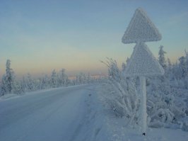 т.е. БЕСПИЛОТНИК, при езде по ЗАСНЕЖЕННЫМ улицам, где не видна разметка и знаки залеплены снегом, можно будет давить Людей-Снеговиков почём зря !!!