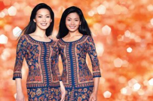 А где Сингапур? Там же восточные фарфоровые куколки:  одного роста, одинаковые прически, маникюр, макияж - невероятные феи! Все, кто летал Singapore Airlines подтвердят