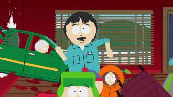 Дедушке подарили автомобиль его мечты