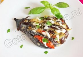 веер из баклажана или "жар птица"
вкусная штука. раньше частенько готовил.