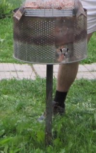 У меня на даче барабан от стиралки уже 7 лет пашет))