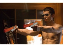 А еще "Рокенрольщик" и "Револьвер".