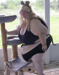 блин.. слишком много у меня разных картинок с "косплеем" ))))