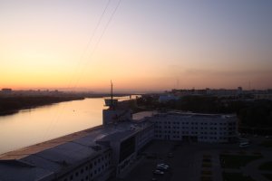 Бывал в Омске в командировке, жил в гостинице Турист, вид конечно потрясающий