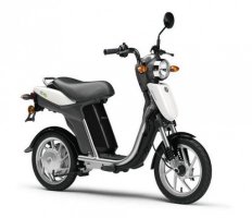 Мощность моторчика? Емкость батарей в ампер-часах? Напряжение системы? Технические характеристики самолета? В частности длинна разбега? Планер покупной, электроначинка тоже? Например, от такого скутера?