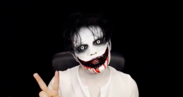 Японская художница Чу-Сан использует тело для создания сюрреалистичных картин