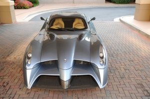 Panoz Abruzzi очень эффектный автомобиль.