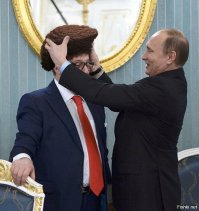 Держи премию! Гордись! От Вашего бога получаешь