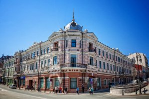 За музеи вообще взялись, по-моему. Мне наш нравится :)