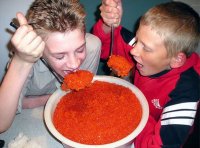 Чубатому шароварнику кушать захотелось?
На тебе ещё для слюноотделения.