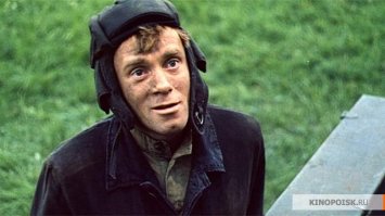 Киноэпопея "Освобождение". Замечательная и заметная роль танкиста Дорожкина.
Вечная память прекрасному актеру!