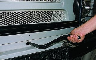 Как завести машину с севшим аккумулятором