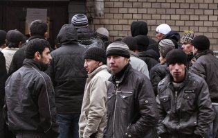 да-да  Ты это таким гражданам скажи