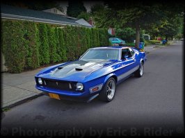 мне кажется это 1972 Ford Mustang Mach 1