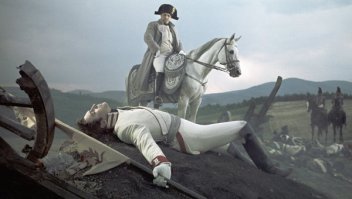 А как жешь "Война и мир"? Которая 1967 года и классика батальных сцен.