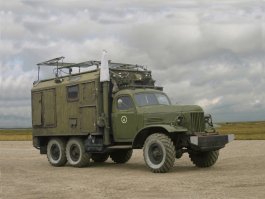 Шутки, мат, веселье! Разворачивались по- крупному только раз. Р-140, Вч 65362. Благо работала в основном Р-142. С ключом не работал, служил год после техникума (электрик). Через пару месяцев попал на переобучение, скинули как самого тупого. До сих пор не понимаю, как во всей этой фигне вообще можно разбираться   Мое уважение радистам!