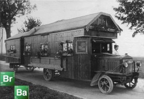 Невероятные и необычные дома на колесах