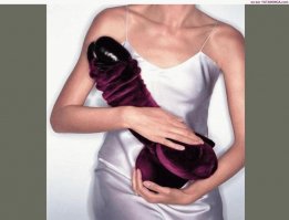  Екатерина Андреева провела экскурсию по магазину пенисов