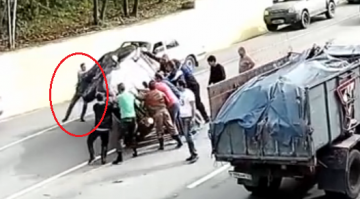 Кто-нить обратил внимание на этого Рембо?