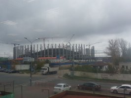 Не знаю, кто вас минусует, от меня огромный плюс! 
А у нас (Нижний Новгород), вот:
Фото не ах, снимала на сотовый, из окна Сбербанка вчера, куда по работе забегаю. ну погода... ;)