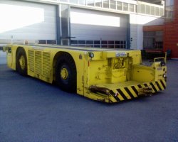 знаем мы этот авто ,он с чужими воевал , сделан с этого