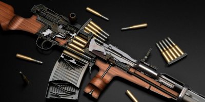 "..еще в 1923 году..." автор слегка не в себе - ВПЕРВЫЕ В МИРЕ в 1913г. русским изобретателем Федоровым В.Г. был разработан и в 1916г. пошел в серию АВТОМАТ