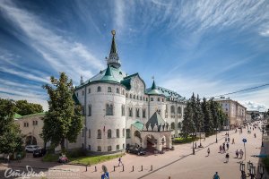 Просто некоторые интересные дома в Нижнем.