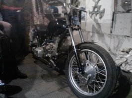 Вот работа моего знакомого,год примерно 2009.Сорян за качество фото , другого нет