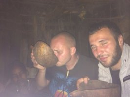 Огненная вода у них своя есть, делают по типу нашей брашки. Но привозное всё равно любят, особенно Мурси. Но с определённого времени алкоголь к Мурси провозить и менять на что либо запретили, так как Мурси выменную водку могут тут же выпить и начать бузить. А бузить у Мурси это из Калаша пострелять например.
На фото племя Хамар угощяет местной брагой)