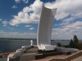 Ставлю плюс, но! Где ладья? Храм Пресвятого Сердца Иисуса?