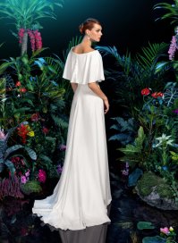 Только одно понравилось -  с манжетами из перьев... А остальные один фиг как занавески... мне больше по душе немного другие платья, ну как на фотках ниже например)