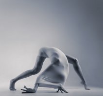 Когда пытаешься вдеть одеяло в пододеяльник!)