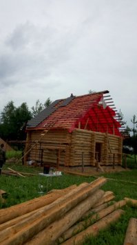 Я тоже баньку строю. Эх, мне еще до коммунизма лет пять-шесть. Тоже все сам делаю.