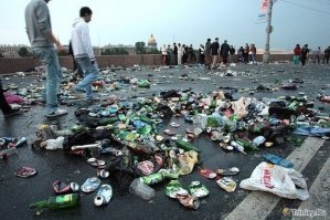 кадры с алых парусов. гейропа точно выкусывает...