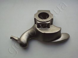 Лапку не поджал и поломал