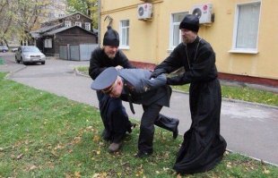 В Екатеринбурге священнослужитель построил школу на деньги прихожан