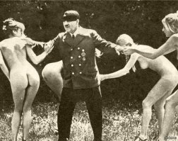 глядя на эту фотку с трудом верится, что он способен на самоубийство