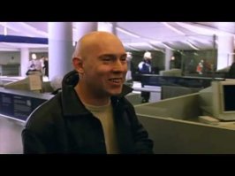 иметь на борту минимум HD камеру и выкладывать 480р?