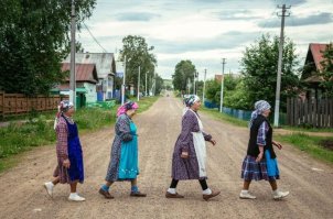 Я воoбще рос на  BEATLES , а взрослел на DEEP PURPLE. Так , что не эксперт., но меня очень радует бурная активность ФИШКЯН. Всем спасибо.