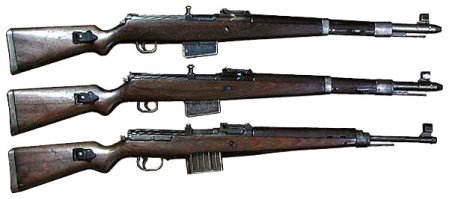 С СВТ корректнее сравнивать  G-41.
 Во время первого этапа операции «Барбаросса» в 1941 году немцами в больших количествах была захвачена самозарядная винтовка Токарева вместе с множеством боеприпасов. Она стала первой действительно самозарядной винтовкой, появившейся на вооружении немецких войск. Немецкая промышленность изучала это оружие и разрабатывала ряд собственных самозарядных винтовок, введя в них систему отвода пороховых газов, использованную в винтовке Токарева. В конце 1941 года в части вермахта для проведения войсковых испытаний начали поступать самозарядные винтовки двух типов: разработанная компанией Walther G-41(W) и разработанная компанией Mauser G-41(M).