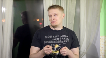То же интересно,
что с Фишек на халяву можно получить?
Сайт ведь ни разделочными досками,ни ножами с кастрюлями
не торгует.
Устрицами и  пиццей тоже нет,вопрос  ну типа накуя пост?
