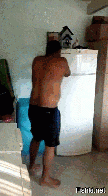 Как правильно открывать холодильник