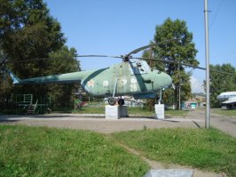 В Комсомольском парке Иркутска-2 стоял такой же, одно время в нем кафе было. Потом убрали всю технику - вертолет, самолет, БТР, поставили детские аттракционы. Куда уволокли - неизвестно, не нашлось у авиазавода средств на реставрацию, видимо.