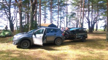 Тоже не мало с собой везем, но это все плоское и много места не занимает