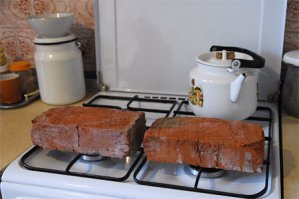 Олдскульный дизайн всегда в тренде.