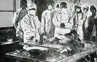 Вот этот хмырь немцев переплюнул, а после войны даже практику в Японии имел...