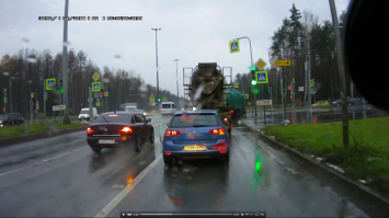 Номерочек видно, заинтересованные лица могут сходит в гости, высказать свое мнение умнику в различной форме...